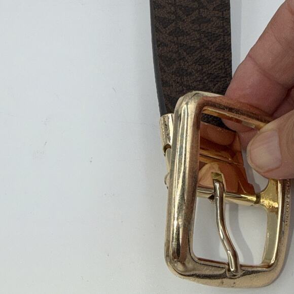 Michael Kors Logo Belt, Vanilla Brown Medium 36” Twist Reversible MK all-over - Picture 4 of 10